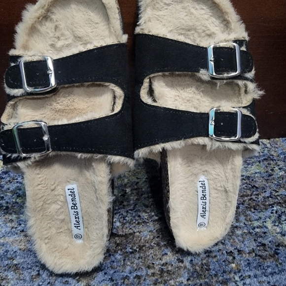 ALEXIS Bendel Slip On Slide Sandals Black Double Buckle Faux Fur Shoes - Picture 5 of 5